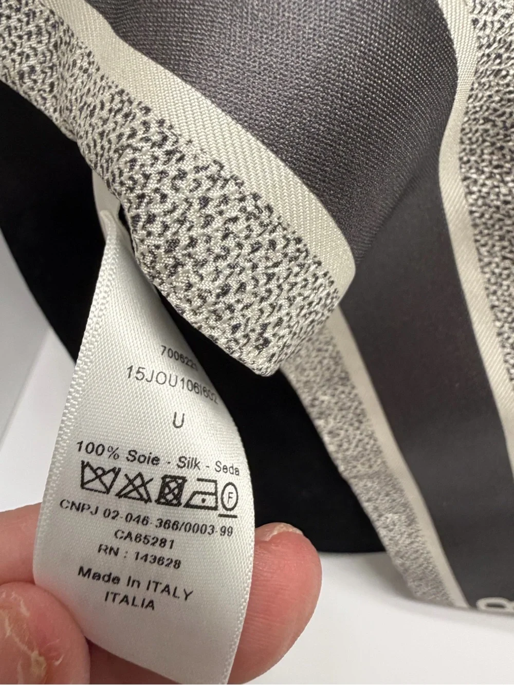 EUC Christian Dior Toile de Jouy Reverse Capri Mitzah scarf - grey & white silk.